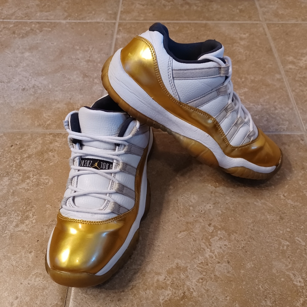 Jordan 11 Retro Low 'Closing Ceremony' Wo.8/ 6.5Y